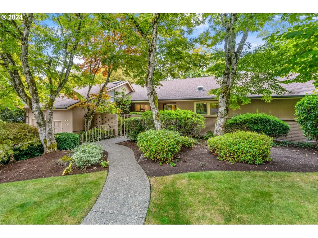 53 Touchstone Lake Oswego OR 97035