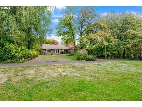 53 Touchstone Lake Oswego OR 97035