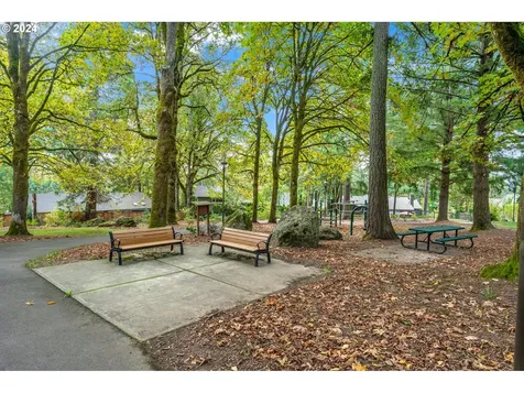 53 Touchstone Lake Oswego OR 97035