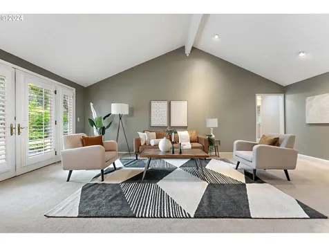 53 Touchstone Lake Oswego OR 97035