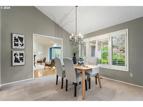 53 Touchstone Lake Oswego OR 97035