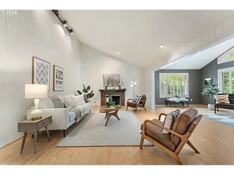 53 Touchstone Lake Oswego OR 97035