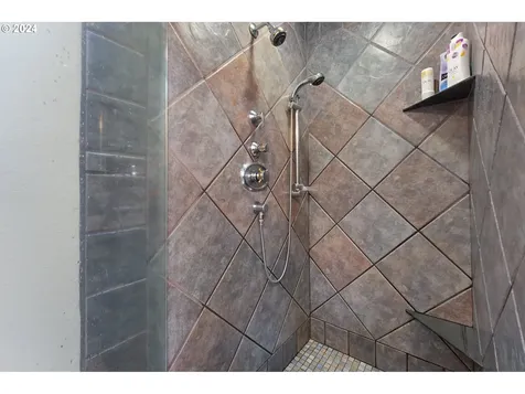 53 Touchstone Lake Oswego OR 97035