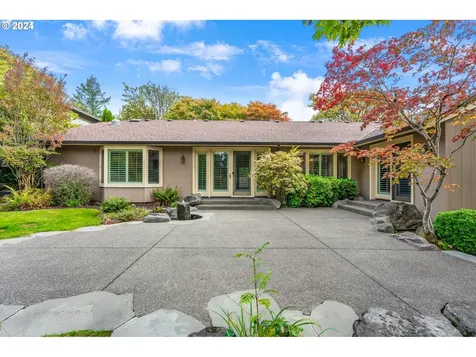 53 Touchstone Lake Oswego OR 97035