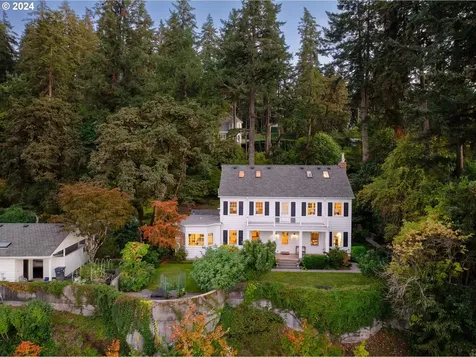 2713 Fairmount Boulevard Eugene OR 97403