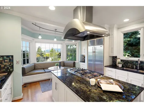2713 Fairmount Boulevard Eugene OR 97403
