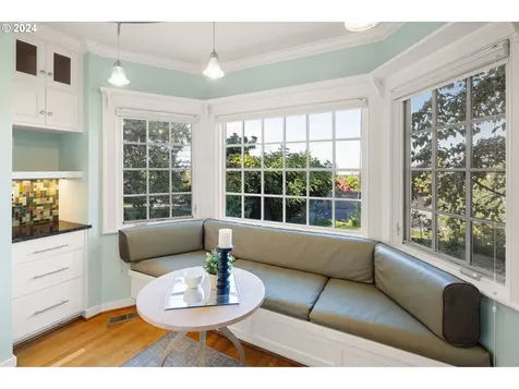 2713 Fairmount Boulevard Eugene OR 97403