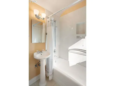 2713 Fairmount Boulevard Eugene OR 97403