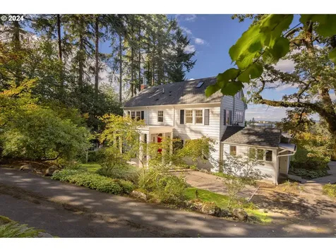 2713 Fairmount Boulevard Eugene OR 97403