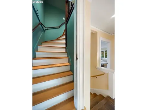 2713 Fairmount Boulevard Eugene OR 97403