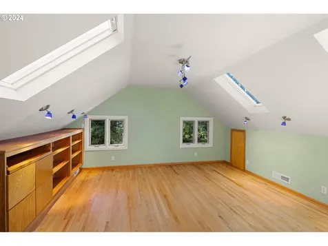 2713 Fairmount Boulevard Eugene OR 97403