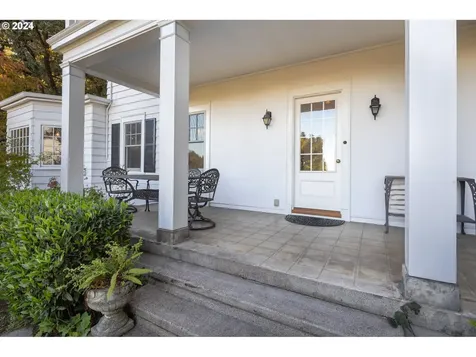 2713 Fairmount Boulevard Eugene OR 97403