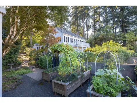2713 Fairmount Boulevard Eugene OR 97403