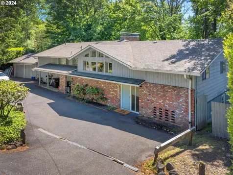 8220 Sw Canyon Lane Portland OR 97225