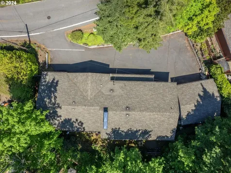 8220 Sw Canyon Lane Portland OR 97225