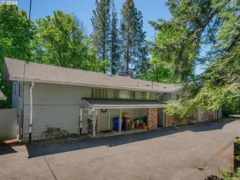 8220 Sw Canyon Lane Portland OR 97225