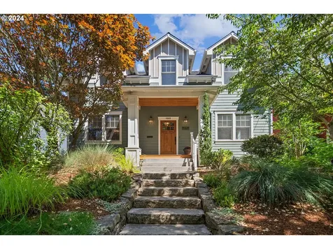 4005 Ne Hazelfern Place Portland OR 97232