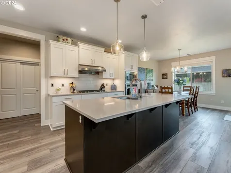 8056 SE Atlas Street Hillsboro OR 97123