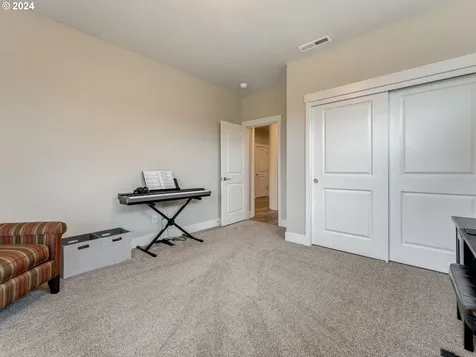 8056 SE Atlas Street Hillsboro OR 97123