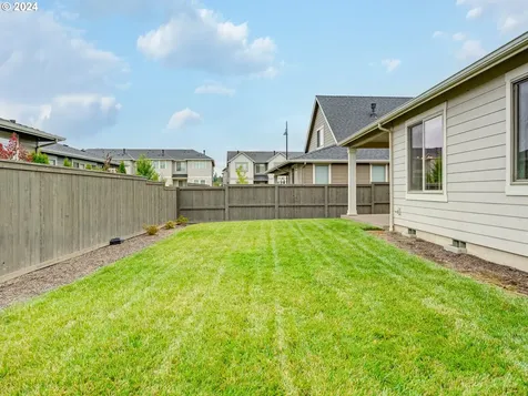 8056 SE Atlas Street Hillsboro OR 97123