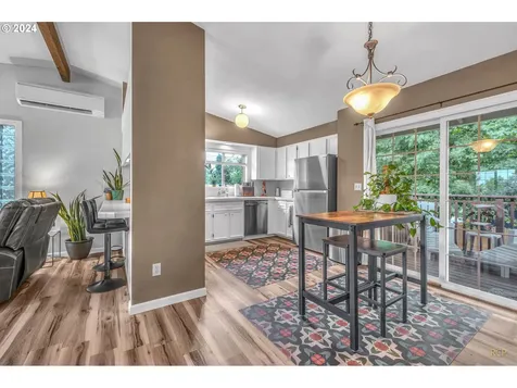 11206 Sw 49th Avenue Portland OR 97219