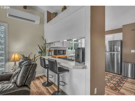 11206 Sw 49th Avenue Portland OR 97219