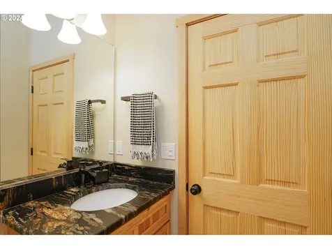 3545 Ridge Road Otis OR 97368