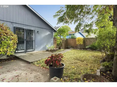 9135 N Mohawk Avenue Portland OR 97203