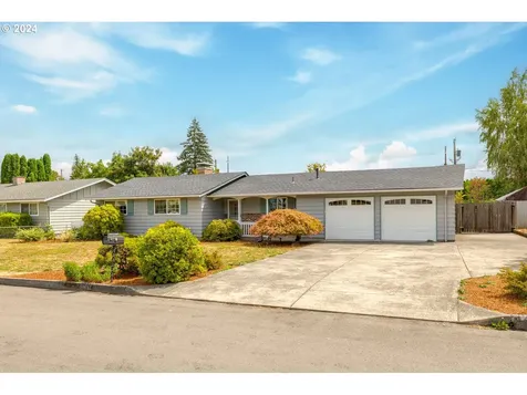 7901 NW 1st Avenue Vancouver WA 98665