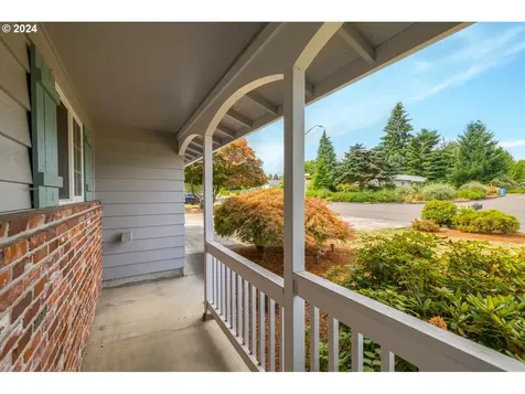 7901 NW 1st Avenue Vancouver WA 98665