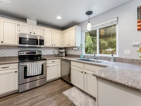 17601 Se 17th Circle Vancouver WA 98683