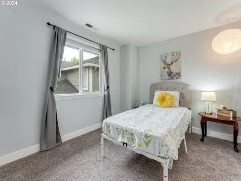 17601 Se 17th Circle Vancouver WA 98683