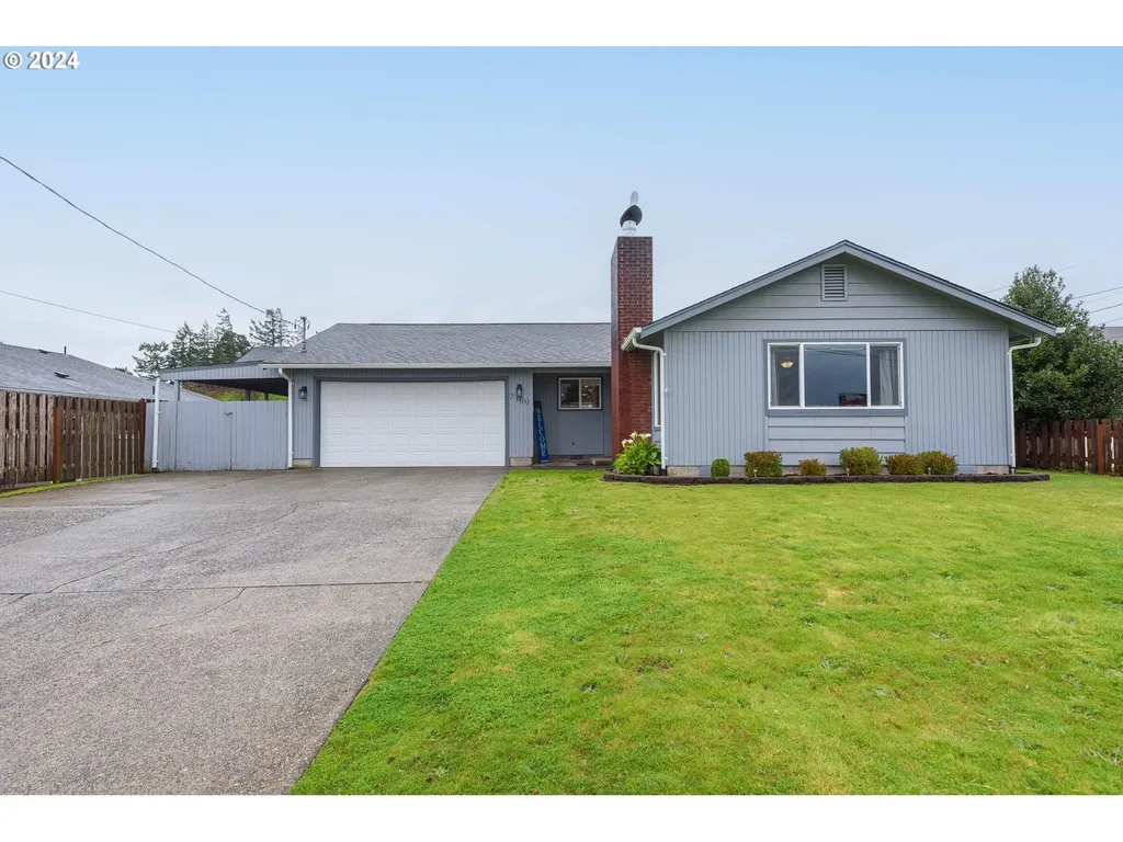 2160 Oak Street North Bend OR 97459