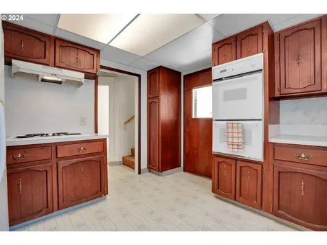 14710 Clackamas River Drive Oregon City OR 97045