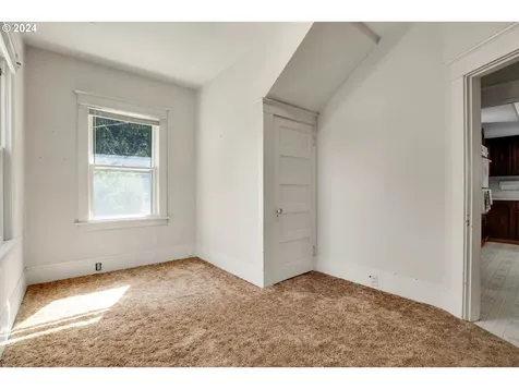 14710 Clackamas River Drive Oregon City OR 97045