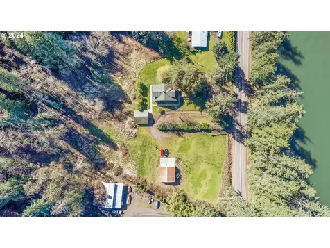 14710 Clackamas River Drive Oregon City OR 97045
