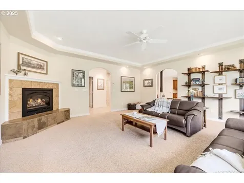 14485 NW Berry Creek Road Mcminnville OR 97128