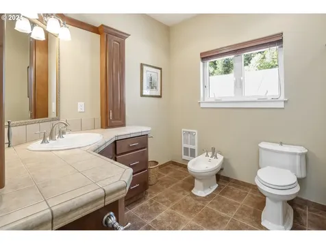 14485 NW Berry Creek Road Mcminnville OR 97128