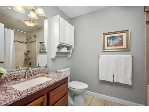 1303 Se 64th Court Hillsboro OR 97123