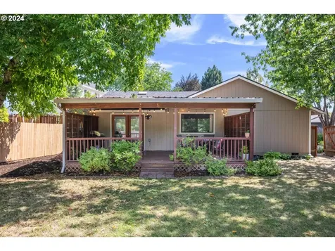 1303 Se 64th Court Hillsboro OR 97123