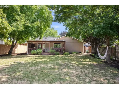 1303 Se 64th Court Hillsboro OR 97123