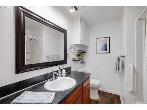 3160 Flower Avenue Ne Salem OR 97301