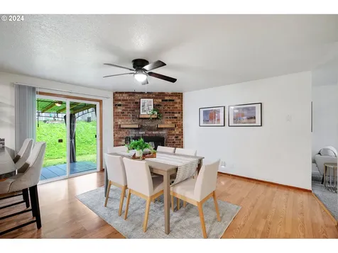 3160 Flower Avenue Ne Salem OR 97301