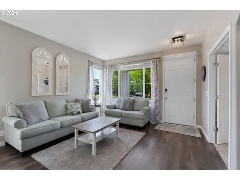1913 Praslin Street Eugene OR 97402