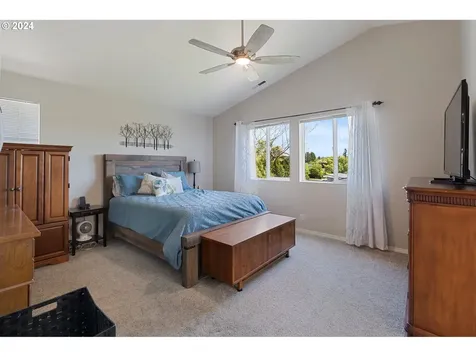 1913 Praslin Street Eugene OR 97402