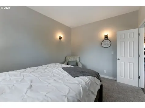 1913 Praslin Street Eugene OR 97402