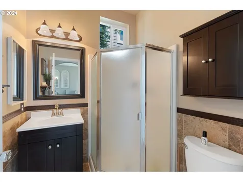 1913 Praslin Street Eugene OR 97402