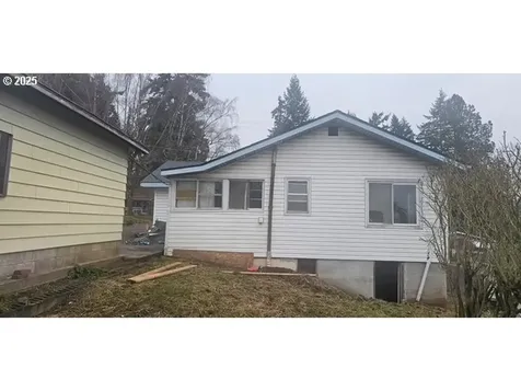 311 N 19th Avenue Kelso WA 98626