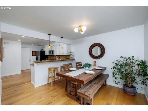 7829 SW Raintree Drive Beaverton OR 97008