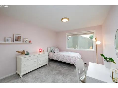 7829 SW Raintree Drive Beaverton OR 97008